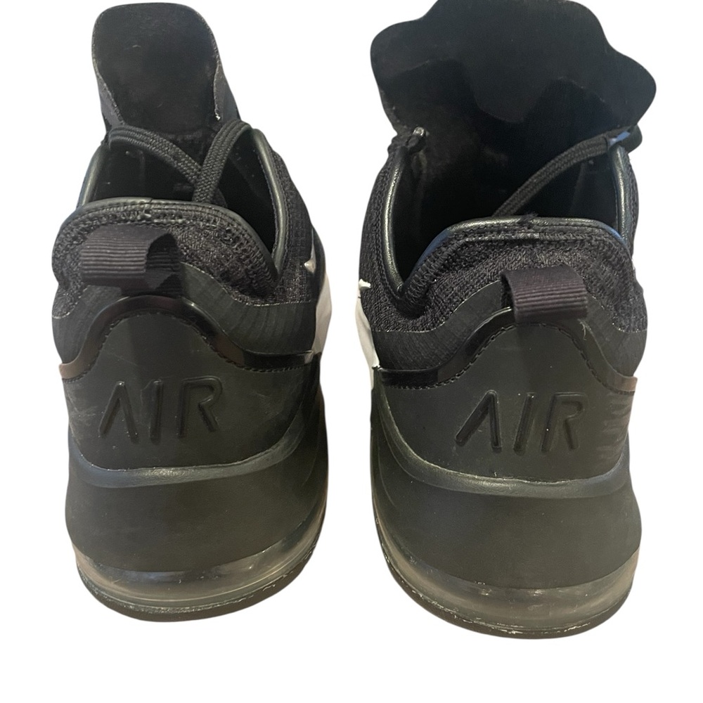 SOLD; Nike Air Max Motion 2 Sneakers Black/White Women’s Size 8 - Picture 3 of 7